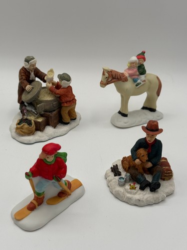 Christmas village 4pc set - christmas,